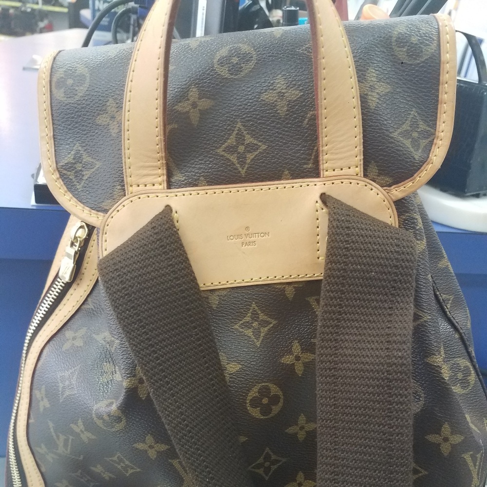 BACK PACK - Picture 3 of 4